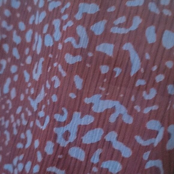 Pleated midi dress with bow tie - Picture 5 of 6